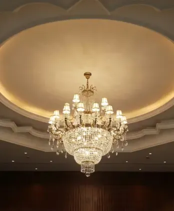 Old chandelier before custom replacement